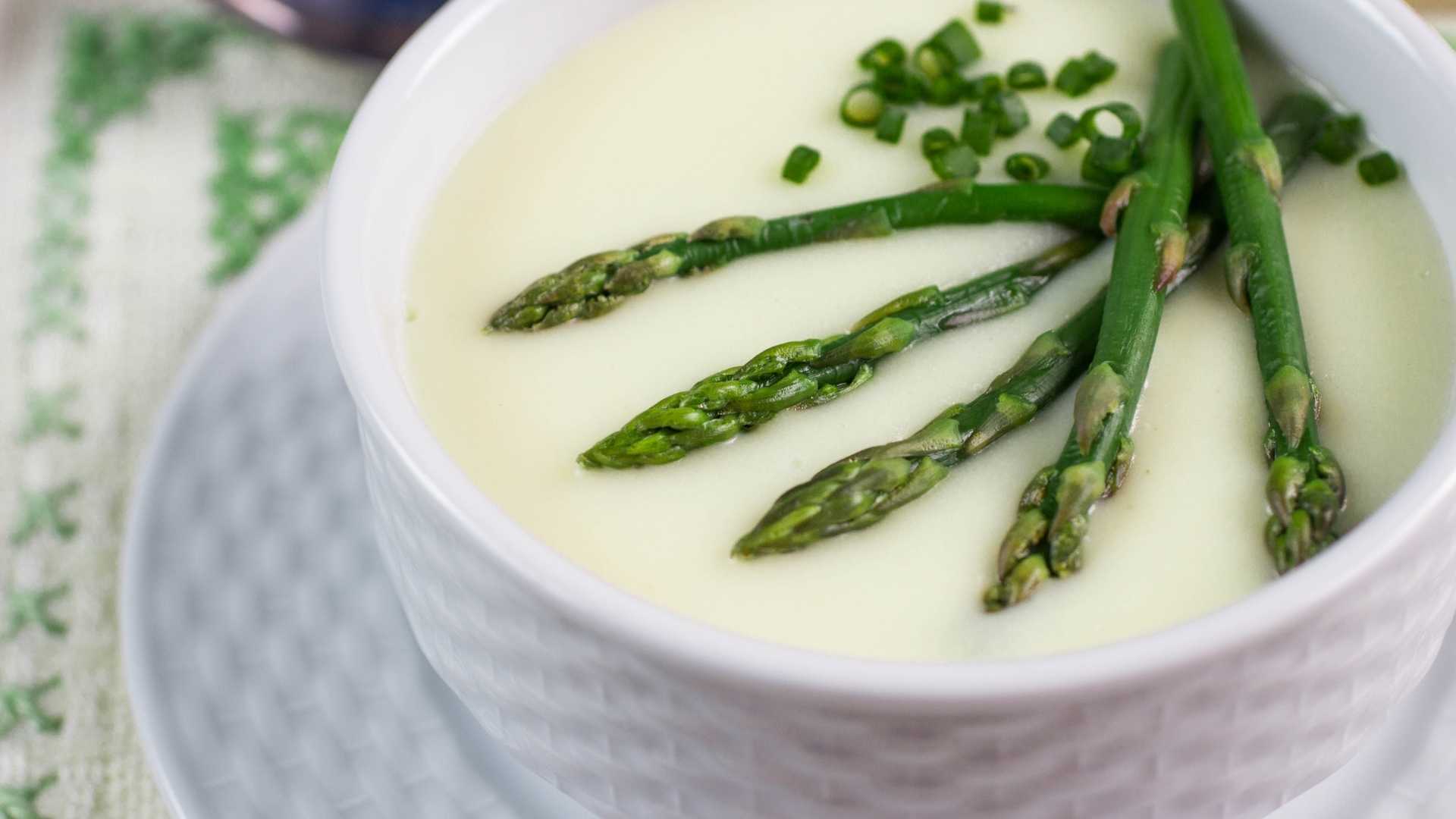 Potato Asparagus Soup (FatFree Optional) Muneeza Ahmed