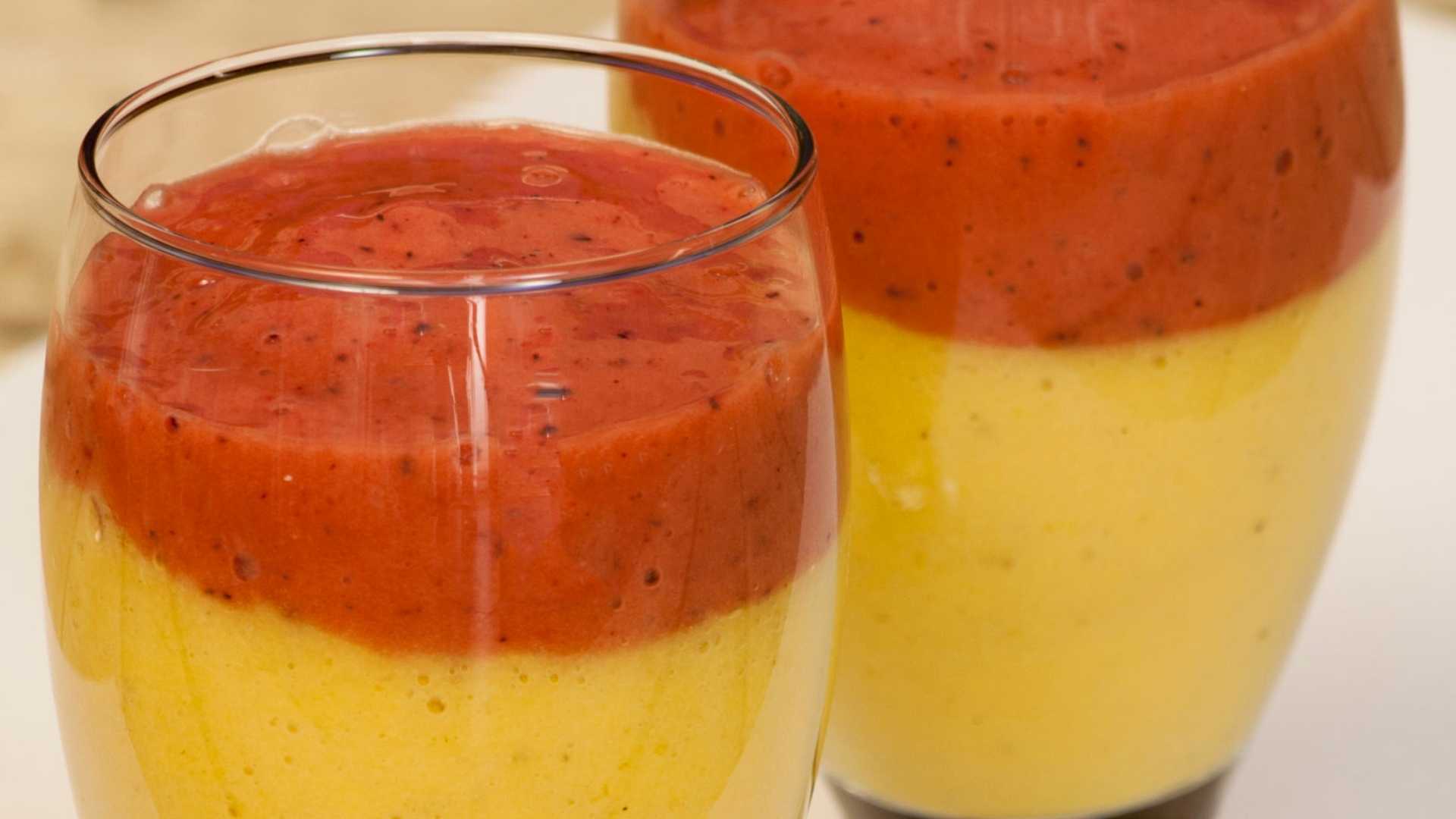 https://muneezaahmed.com/wp-content/uploads/2022/08/Mango-Cherry-Sleep-Smoothie-Featured-Image.jpg