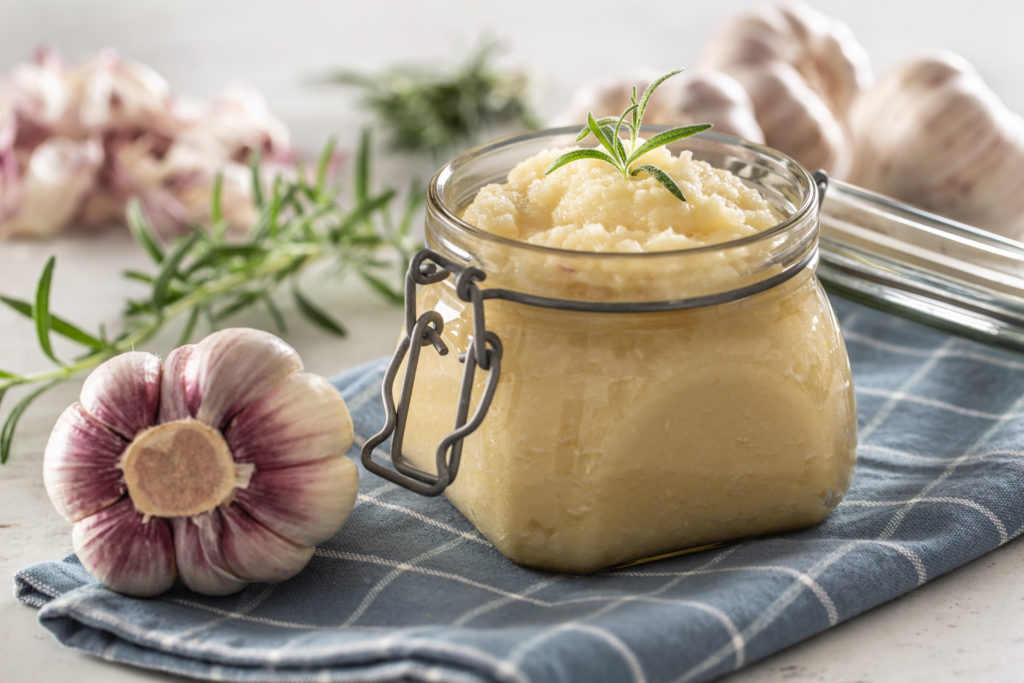 homemade ginger and garlic paste featured image