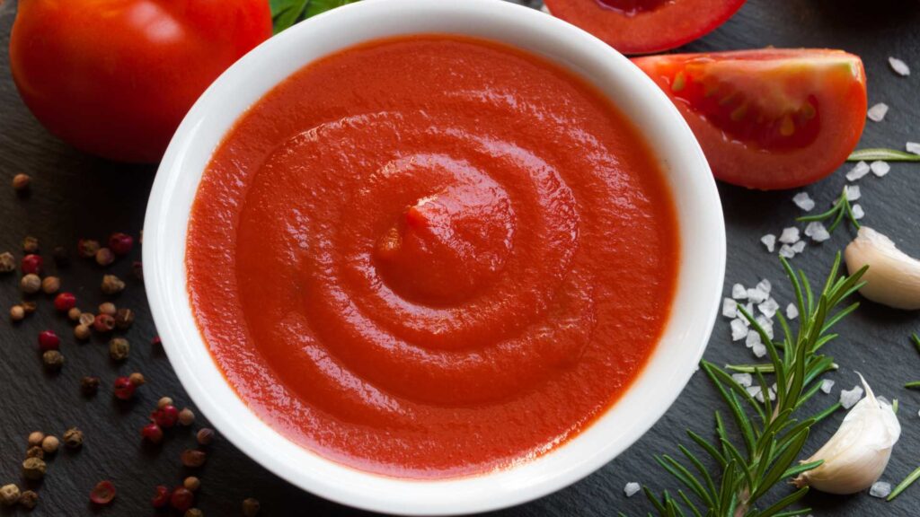 simple tomato soup feature image