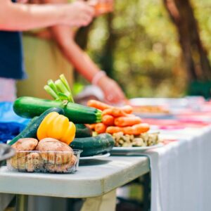 13 Delicious and Healthy Memorial Day Weekend Recipes Feature Image