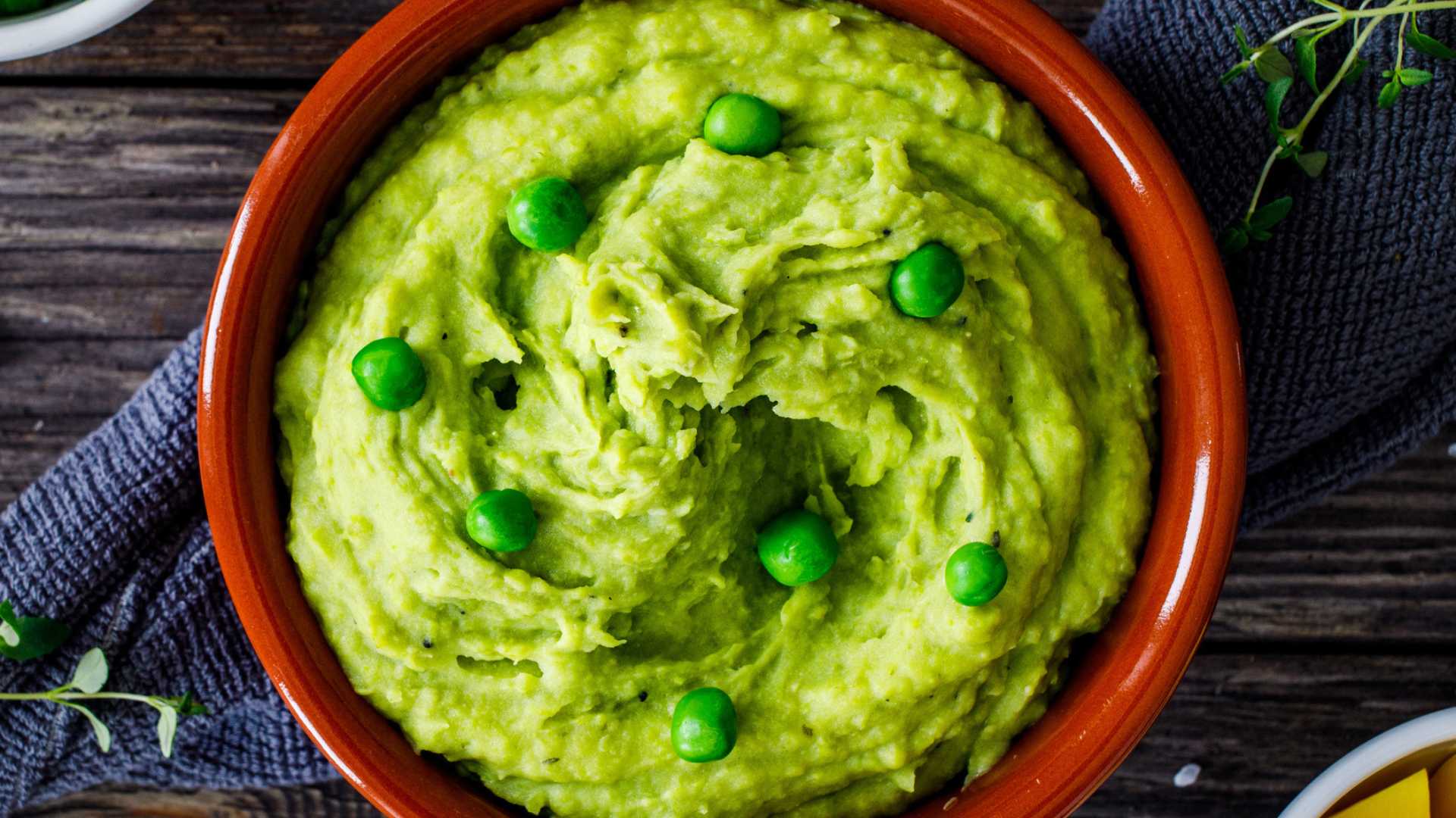 Masala pea mash recipe in a bowl