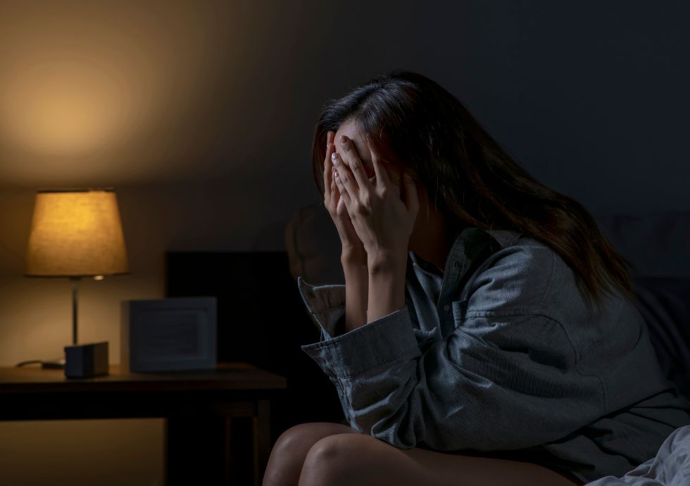 waking at 3am with severe insomnia from chronic illness and viral load